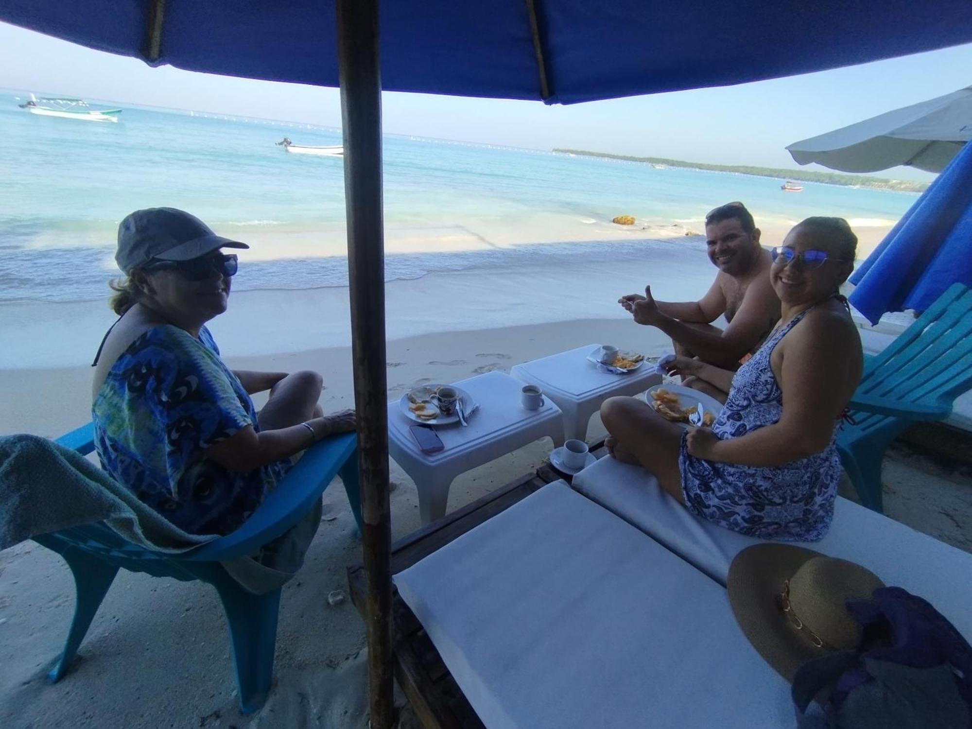 Hostal Lamar Baru Donde Gertrudis Playa Blanca Dış mekan fotoğraf